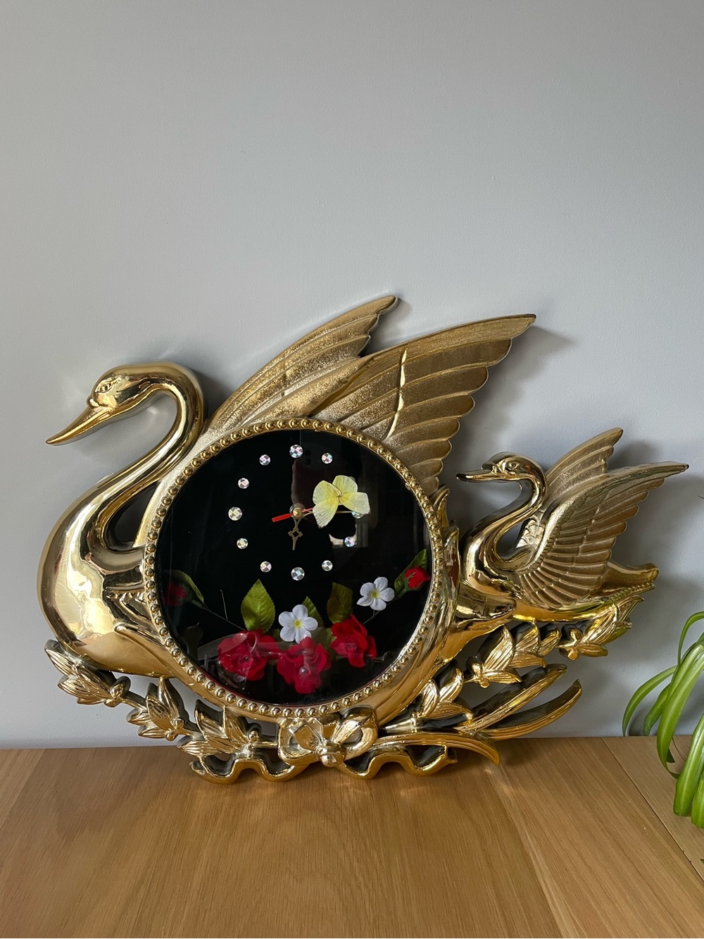 Vintage 1970s Large Gold Swan Wall Hollywood Regency Kitschy WORKS
